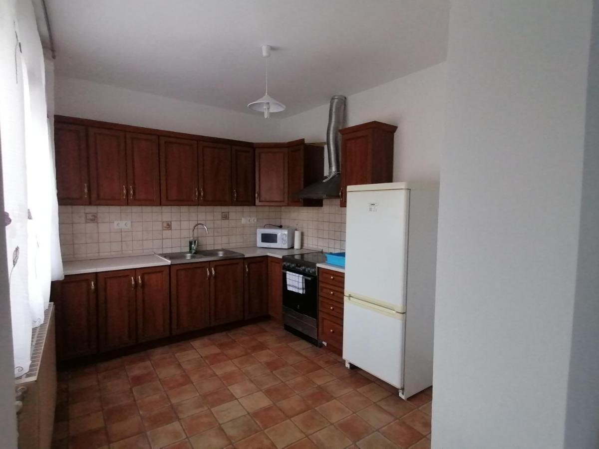 Вілла Family House Еґер Екстер'єр фото